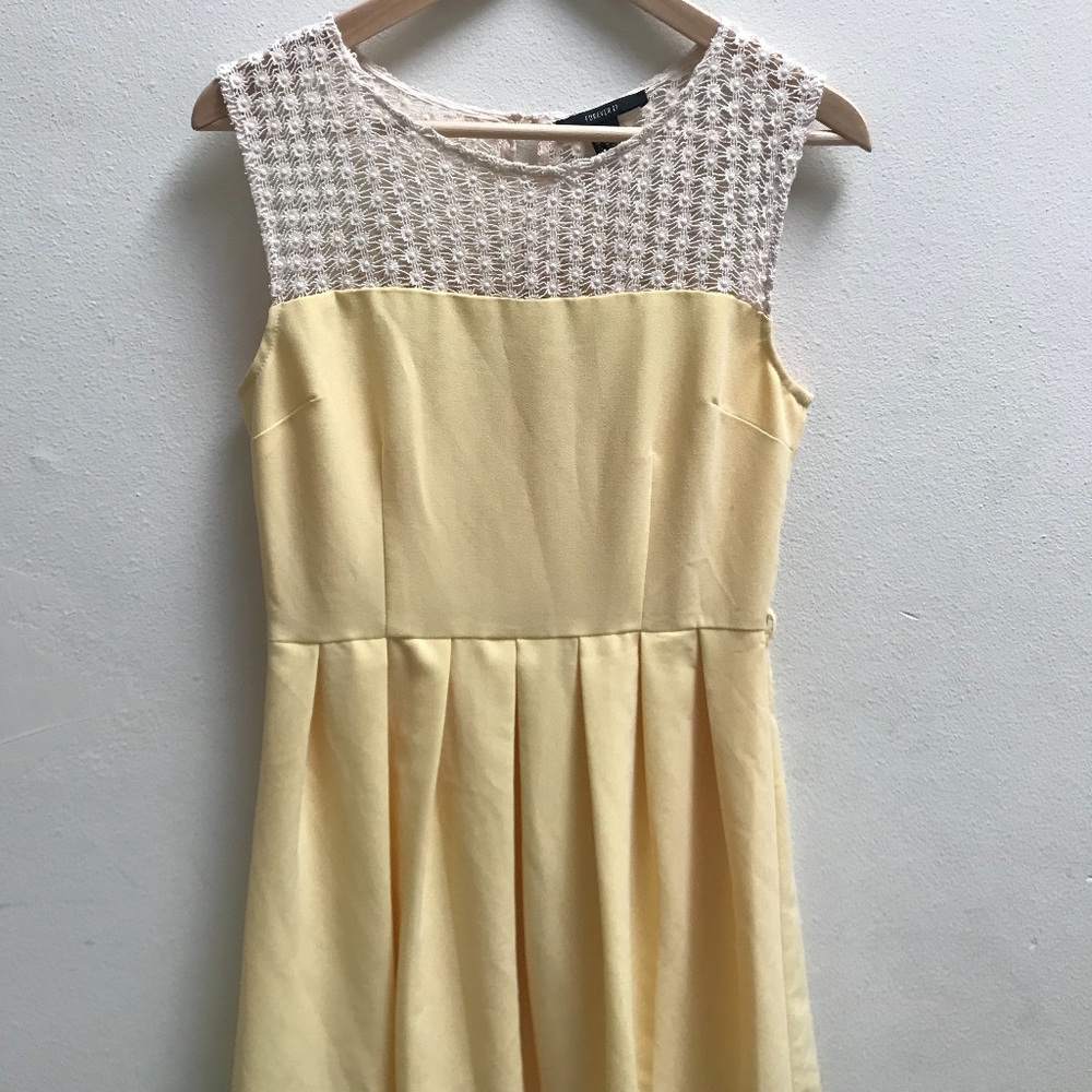 FOREVER 21 YELLOW DRESS